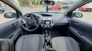 HYUNDAI i20 usata, con Climatizzatore