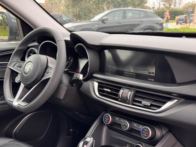 ALFA ROMEO Stelvio usata, con Portellone posteriore elettrico