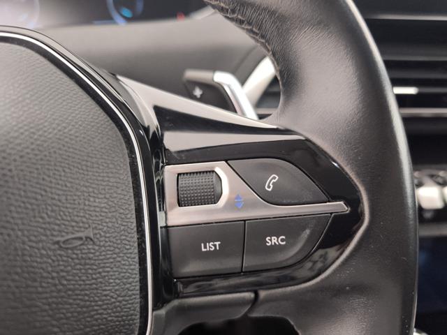 PEUGEOT 3008 usata, con Volante in pelle
