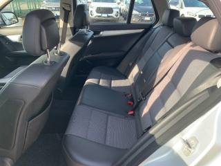 MERCEDES-BENZ C 200 usata, con Climatizzatore