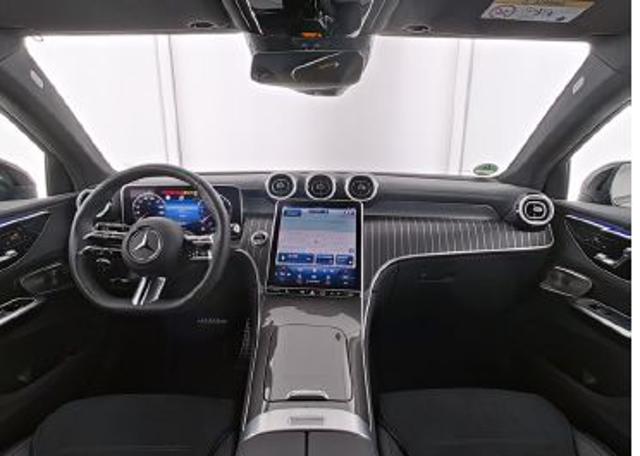 MERCEDES-BENZ GLC 300 usata, con Boardcomputer