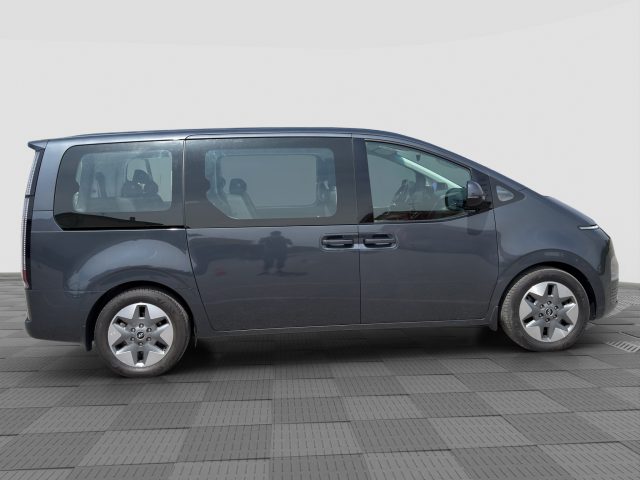 HYUNDAI Staria usata 5