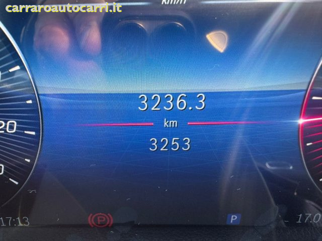 MERCEDES-BENZ GLA 200 usata, con Isofix