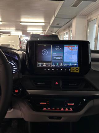 SUZUKI Swift usata, con Controllo automatico clima