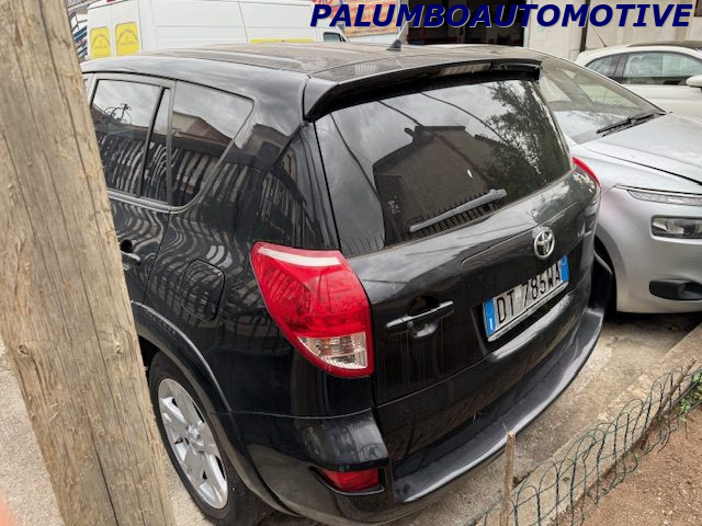 TOYOTA RAV 4 MY23 usata, con Airbag laterali