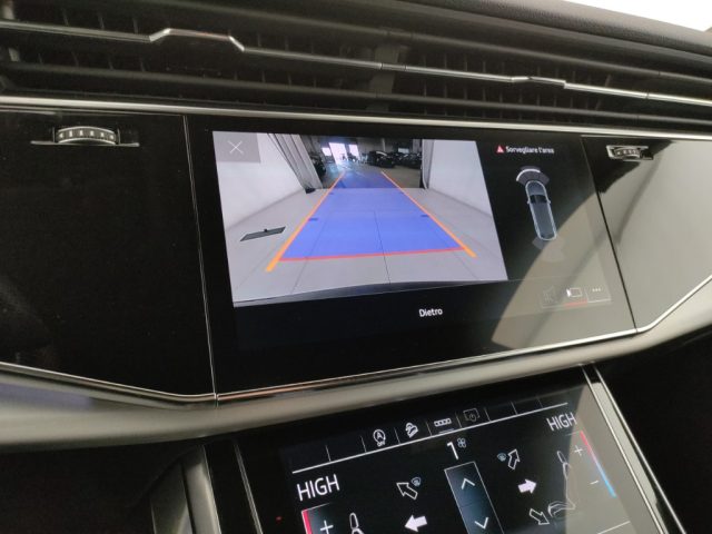 AUDI Q8 usata, con Regolazione elettrica sedili