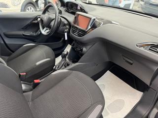 PEUGEOT 208 usata, con Bluetooth