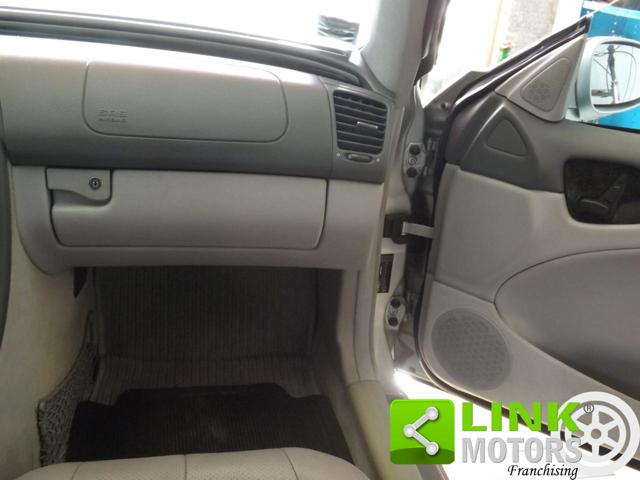 MERCEDES-BENZ CLK 200 usata 42