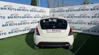 LANCIA Ypsilon usata, con ESP