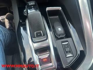 PEUGEOT 3008 usata, con Touch screen