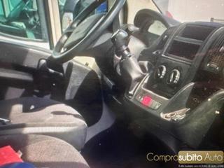 PEUGEOT Boxer usata, con Servosterzo