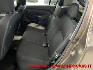 DACIA Sandero usata, con Autoradio