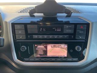 VOLKSWAGEN up! usata, con Park Distance Control