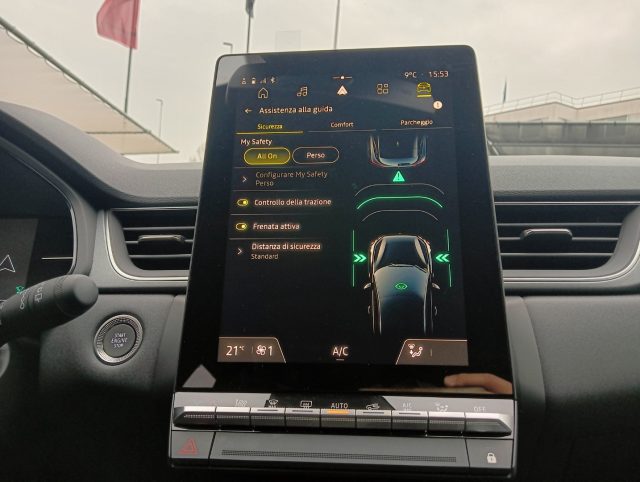 RENAULT Captur usata, con Sedile posteriore sdoppiato