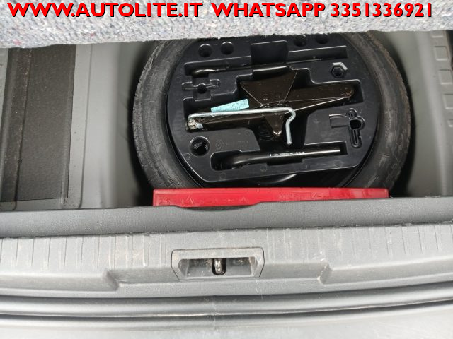 RENAULT Captur usata, con Sedile posteriore sdoppiato