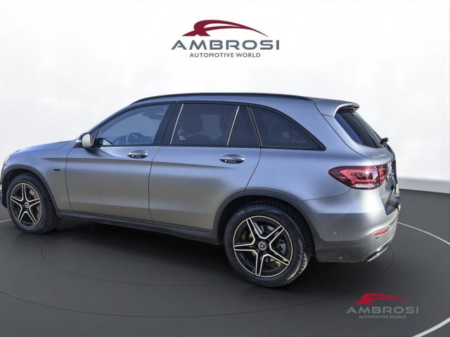 MERCEDES-BENZ GLC 300 usata 3