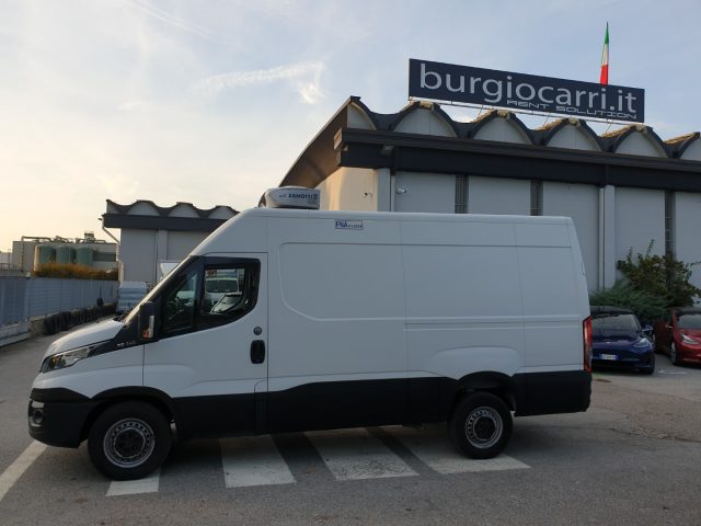 IVECO Daily usata, con Servosterzo