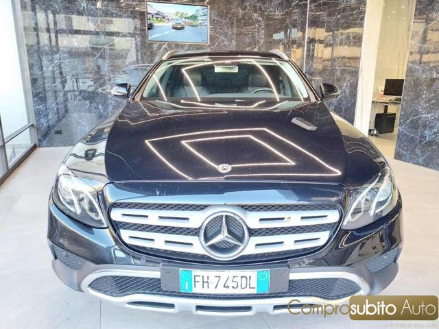 MERCEDES-BENZ E 220 usata, con ABS