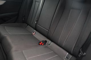 AUDI A4 usata, con Autoradio digitale