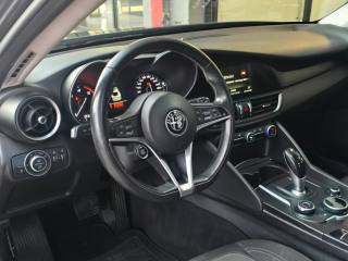 ALFA ROMEO Giulia usata, con USB