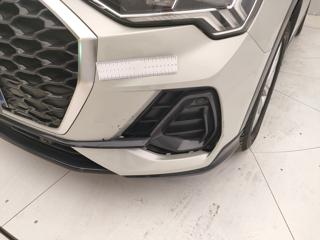 AUDI Q3 usata, con Specchietti laterali elettrici