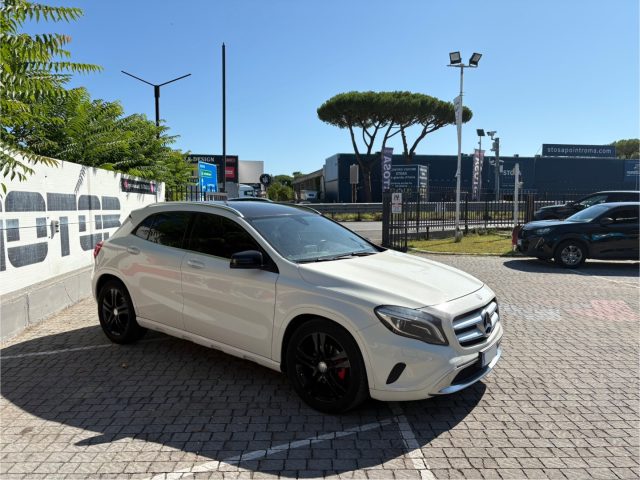 MERCEDES-BENZ GLA 200 usata, con Chiusura centralizzata
