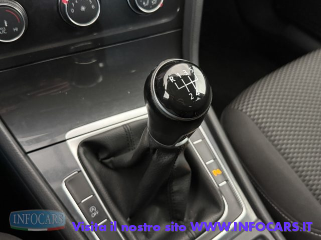 VOLKSWAGEN Golf usata, con Touch screen