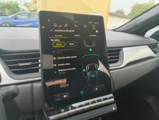 RENAULT Captur usata, con Sistema di navigazione