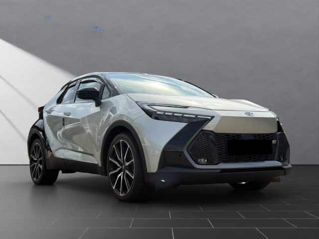 TOYOTA C-HR usata, con Boardcomputer