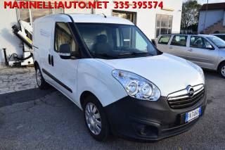 OPEL Combo usata, con Alzacristalli elettrici