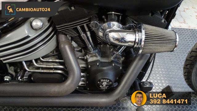 HARLEY-DAVIDSON FXCW Softail Rocker usata 30