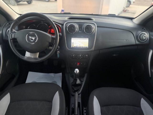 DACIA Sandero usata, con Specchietti laterali elettrici
