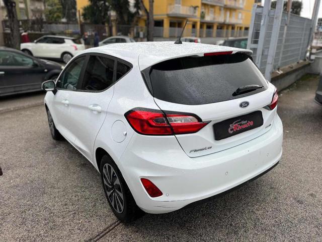 FORD Fiesta usata, con Boardcomputer