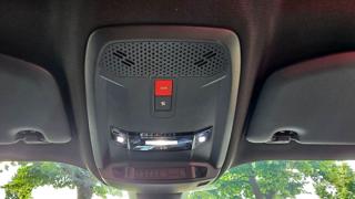 PEUGEOT 2008 usata, con Volante in pelle