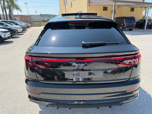 AUDI Q8 usata, con Autoradio