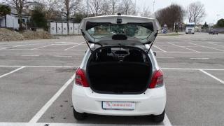 TOYOTA Yaris usata 106