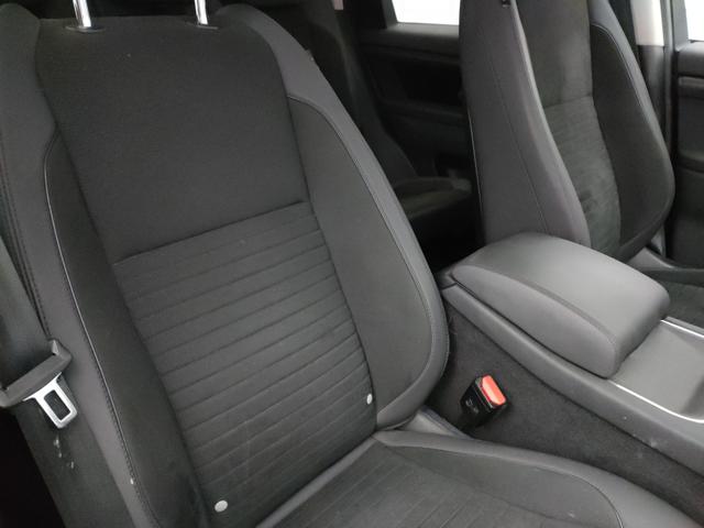 LAND ROVER Discovery Sport usata, con Sedile posteriore sdoppiato