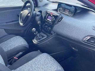 LANCIA Ypsilon usata, con Controllo trazione