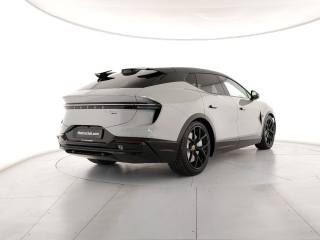 LOTUS Eletre usata, con Autoradio