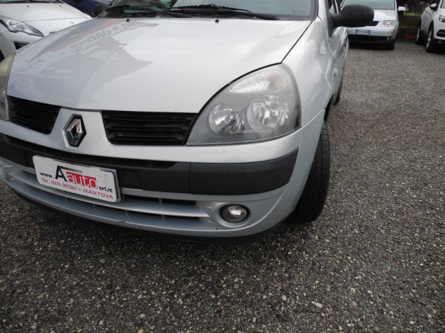 RENAULT Clio usata 42