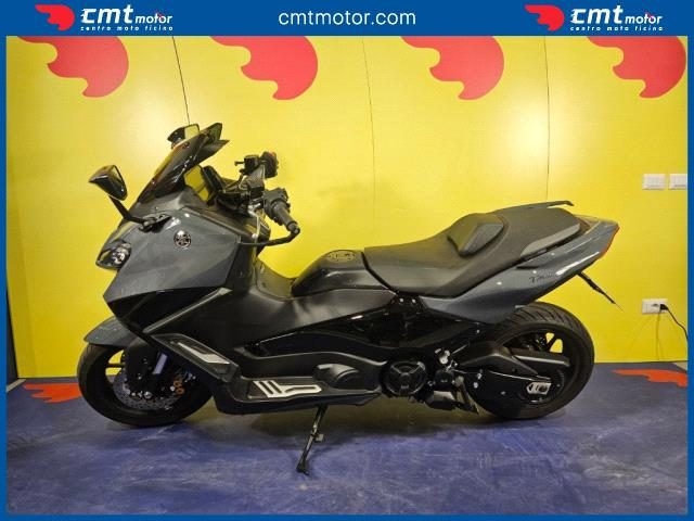 YAMAHA T-Max 560 usata 0
