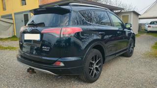 TOYOTA RAV 4 MY23 usata, con Alzacristalli elettrici