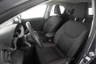 TOYOTA Yaris usata 2