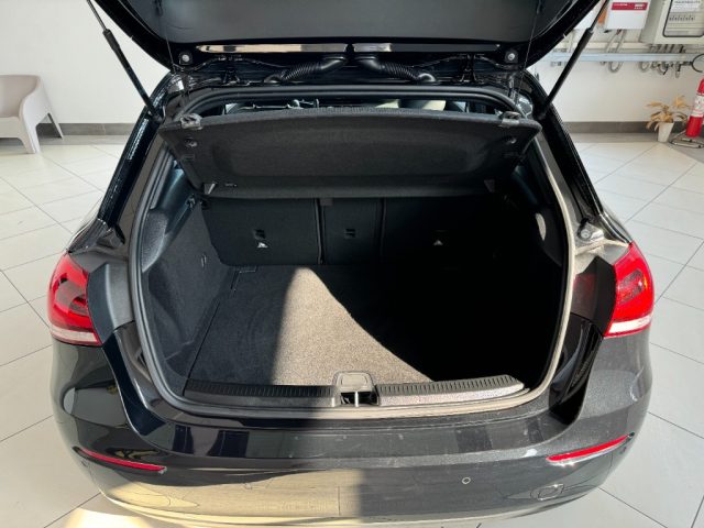 MERCEDES-BENZ A 180 usata, con Chiusura centralizzata