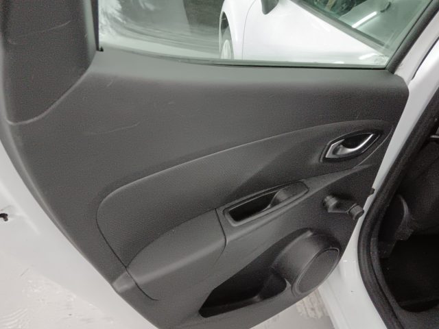 RENAULT Clio usata, con Servosterzo