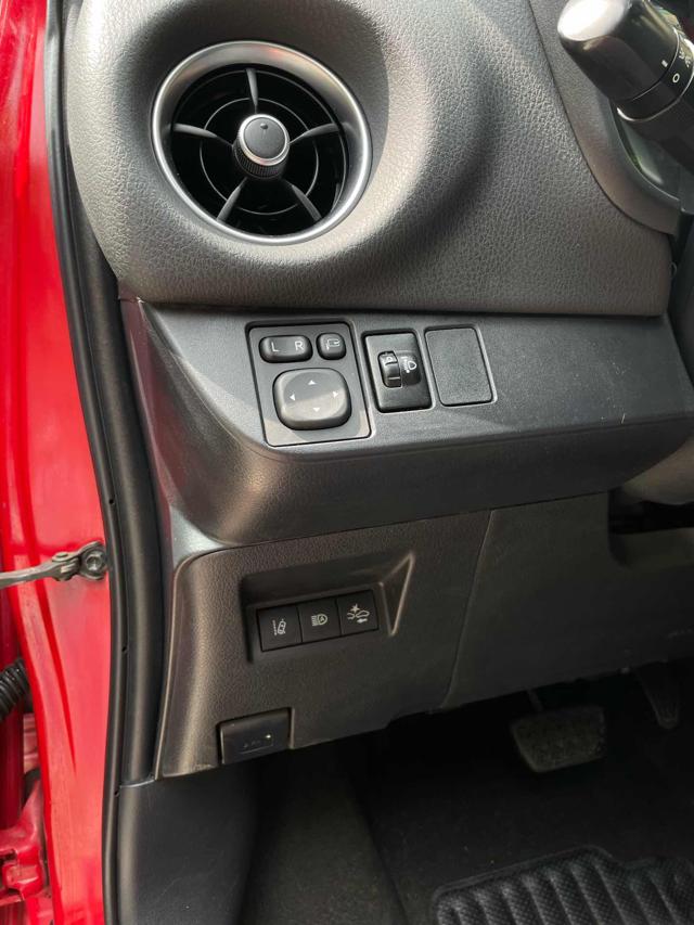 TOYOTA Yaris usata, con Cerchi in lega