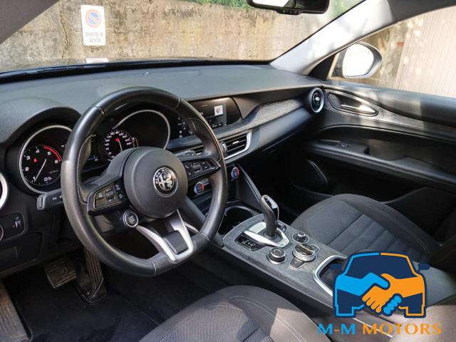 ALFA ROMEO Stelvio usata, con Controllo automatico clima