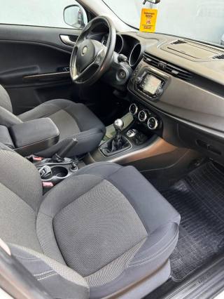 ALFA ROMEO Giulietta usata, con Chiusura centralizzata
