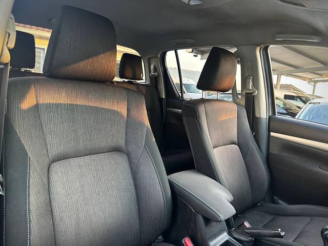 TOYOTA Hilux usata, con Telecamera per parcheggio assistito