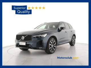VOLVO XC60 B4 (d) AWD automatico Plus Dark